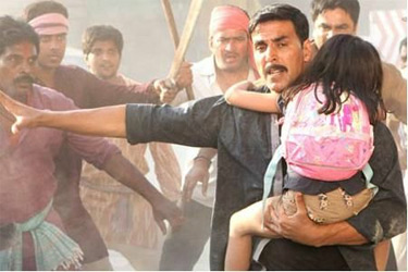 rowdy rathore earns Rs. 15.10 crore of opening day
