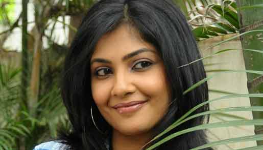 Actress kamalinee mukherjee