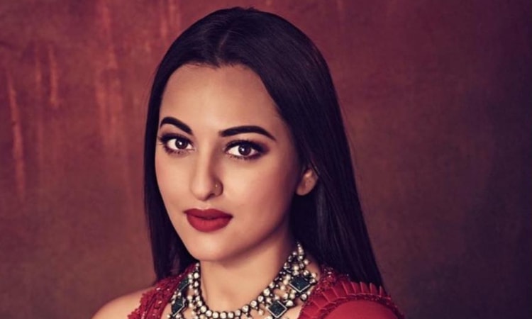 sonakshi sinha gives an epic reply to a troll who called her buffalo