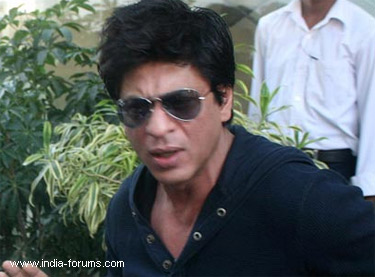 shah rukh khan banned from Wankhede for 5 years