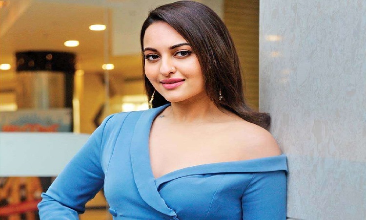 sonakshi sinha to do different genre movies in 2019