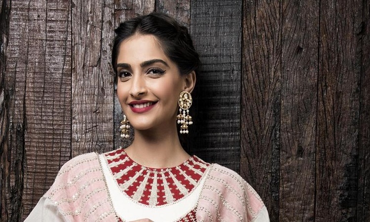 sonam kapoor to walk the ramp for cancer patients