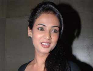 actress sonal chauhan