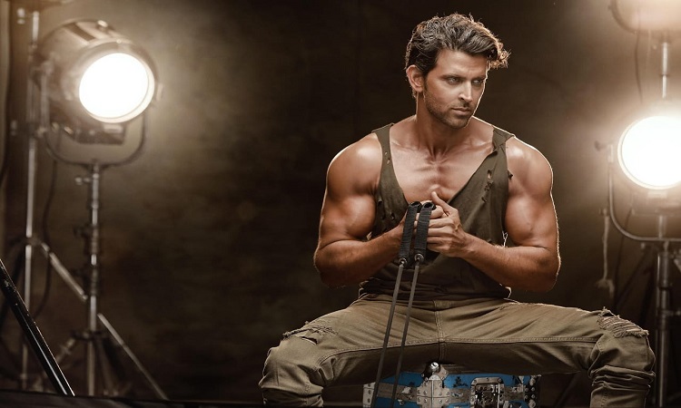 hrithik resumes shooting after a break