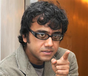 He is known for making good cinema, but Dibakar Banerjee warns actors against having blind faith in any director. He suggests that one should give ... - Z86_dibakar-banerjee