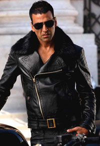 Akshay to bear the 2010 Olympic torch from India...