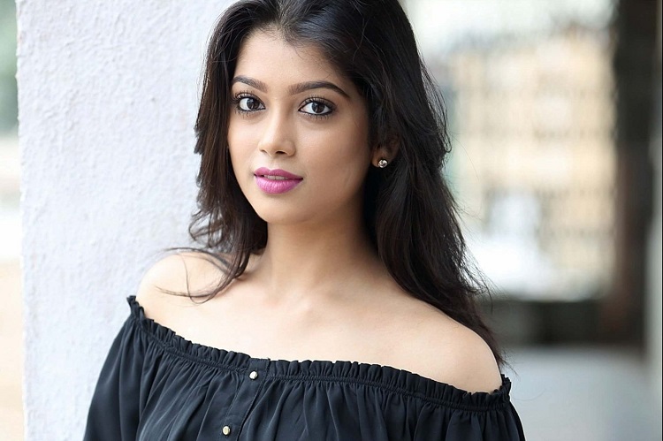 Didnt see this coming: Digangana on double debut in Bollywood