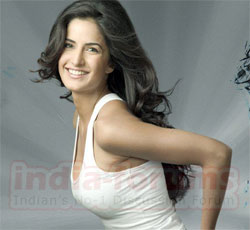 Katrina Kaif gets Hotter by the day!!