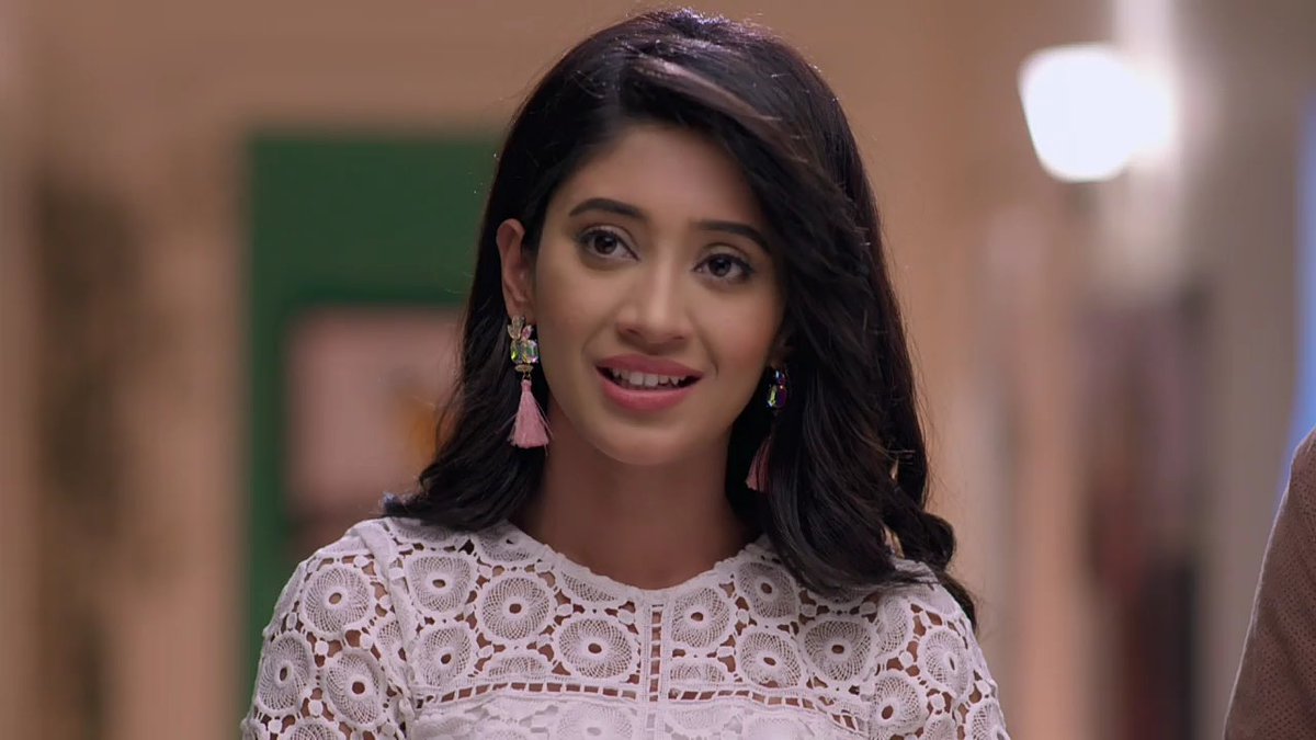 Shivangi Joshi gets EMOTIONAL as she talks about her mother and her  SACRIFICES | India Forums