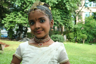 Khushi Dubey, the small Naaginn gets into the limelight...