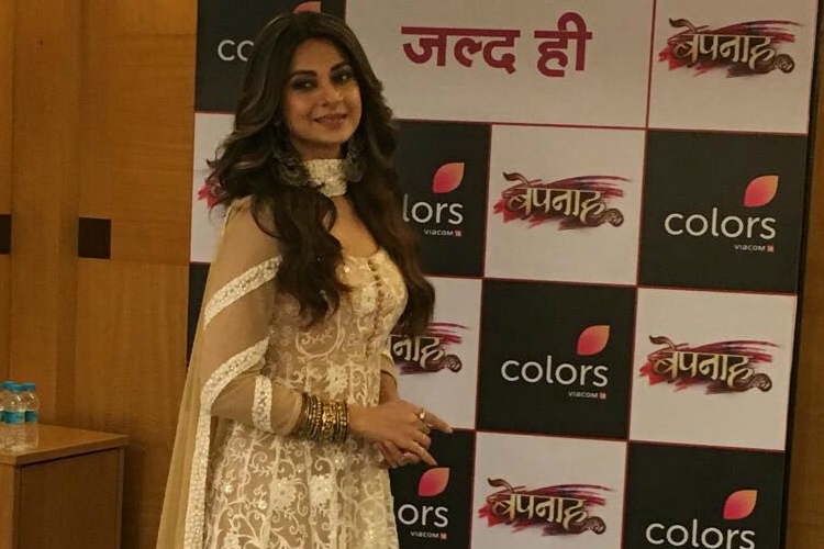 All The Hair Colors & Styles Jennifer Winget Sported in Beyhadh (So Far) |  India Forums