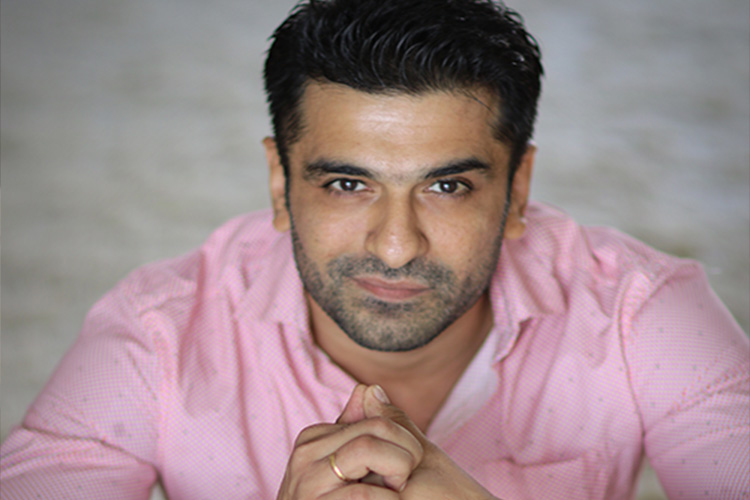 Amrita Rao and I have a sizzling chemistry - Eijaz Khan | India Forums