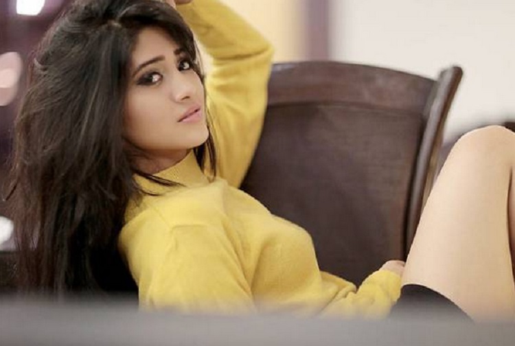 Shivangi Joshi Xxx Vidos Com - Shivangi Joshi clears the air about her relationship with Vishal! | India  Forums