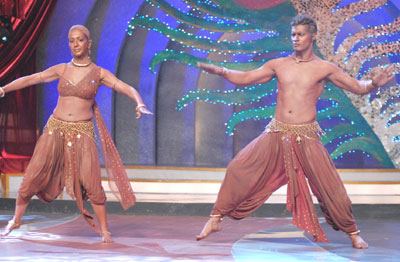 Vikas Sethi-Amita Sethi steal the show in Nach Baliye