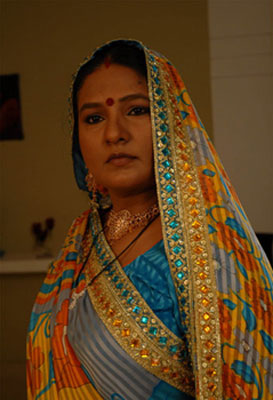 Emotional Breakdown for Vibha Chibber on sets...